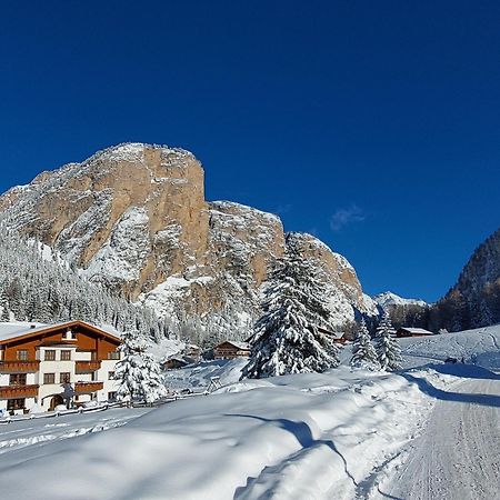 Garni Hotel Iris Selva di Val Gardena Eksteriør bilde