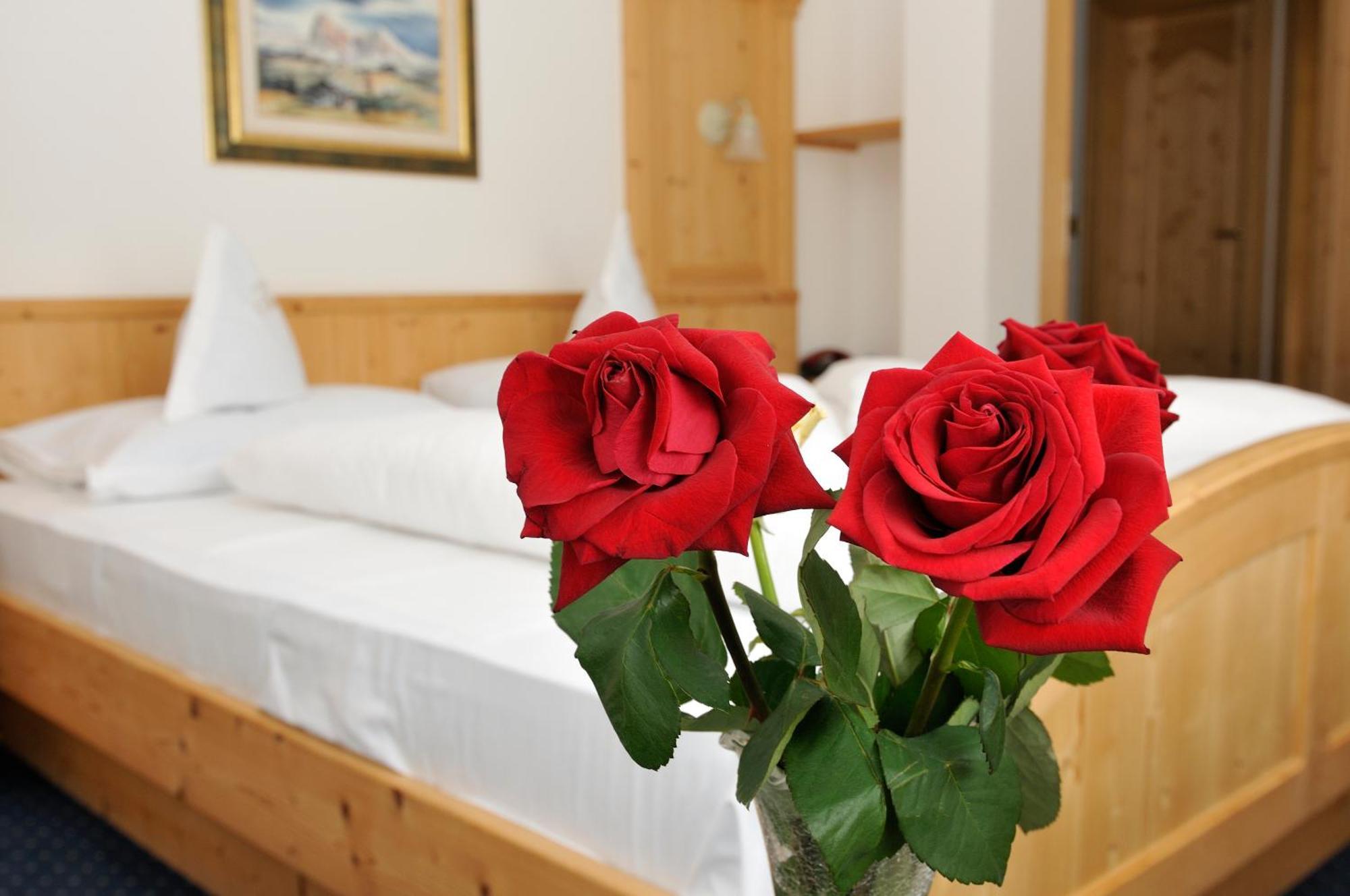 Garni Hotel Iris Selva di Val Gardena Eksteriør bilde