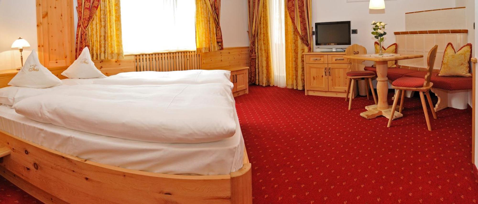 Garni Hotel Iris Selva di Val Gardena Eksteriør bilde