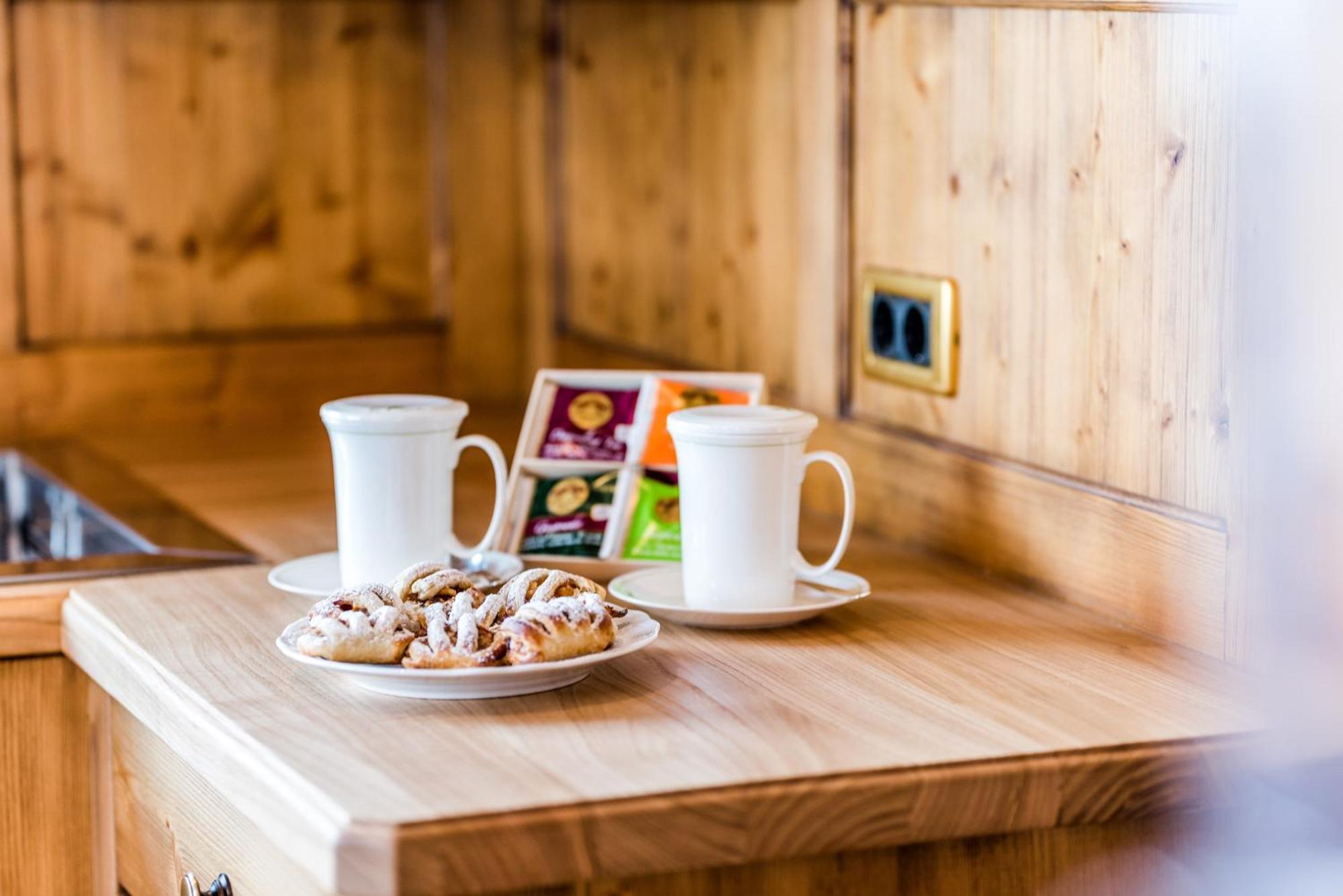 Garni Hotel Iris Selva di Val Gardena Eksteriør bilde